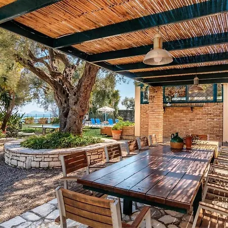 Villa Beachside Escape Barbati